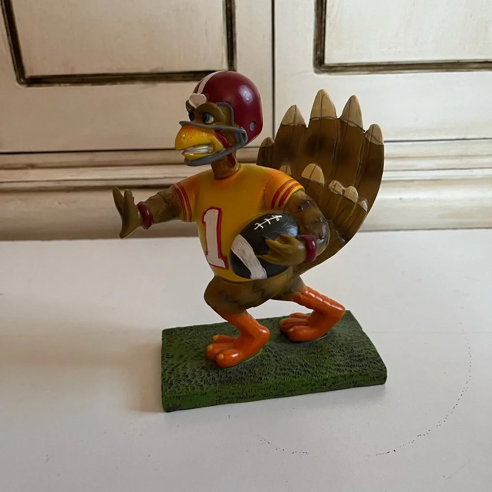 Robert Stanley Running Back Football Turkey Figurine, Thanksgiving decoration